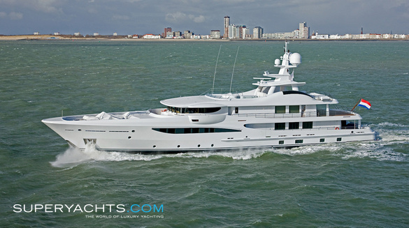 Were Dreams Yacht - Amels Motor Yacht | superyachts.com